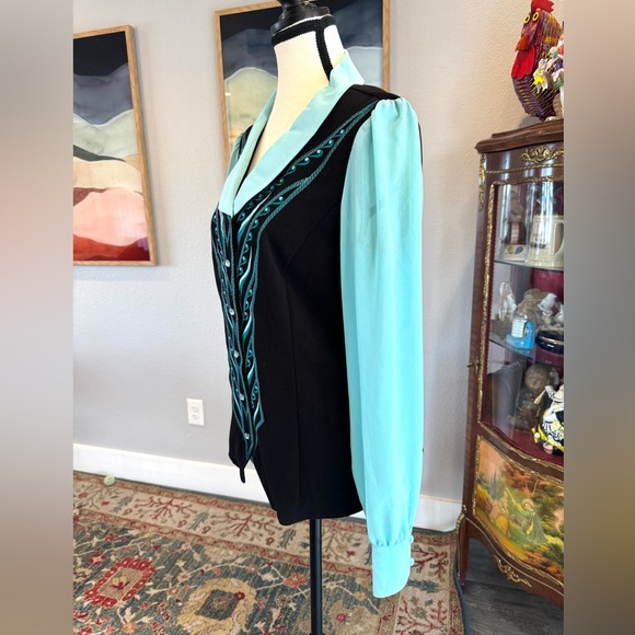 Bob Mackie Wearable Art Black and Blue Embroidered Top - Picture 6 of 11